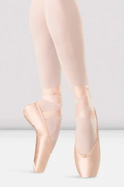 Hannah Strong Pointe Shoes